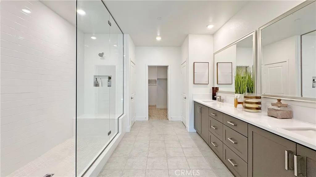 349 Abacus, Irvine, California 92618 home-pic-22